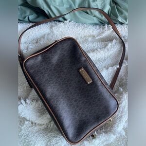 Michael Kors crossbody purse